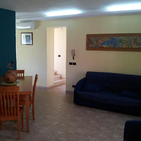 Dimore Al Borgo Apartment *