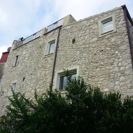 Dimore Al Borgo Apartmán *